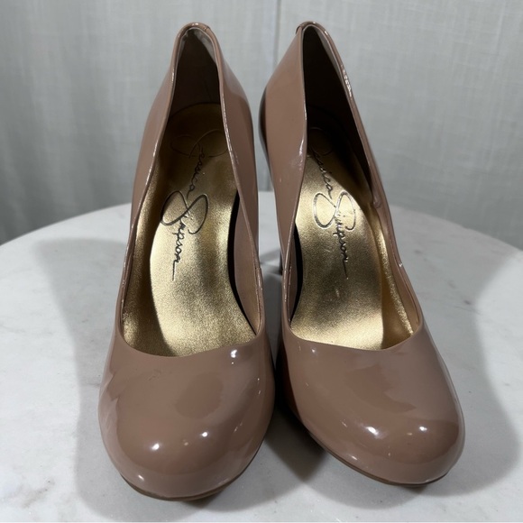 Jessica Simpson Nude Faux Patent Leather Pumps Size 6.5 - Picture 7 of 11